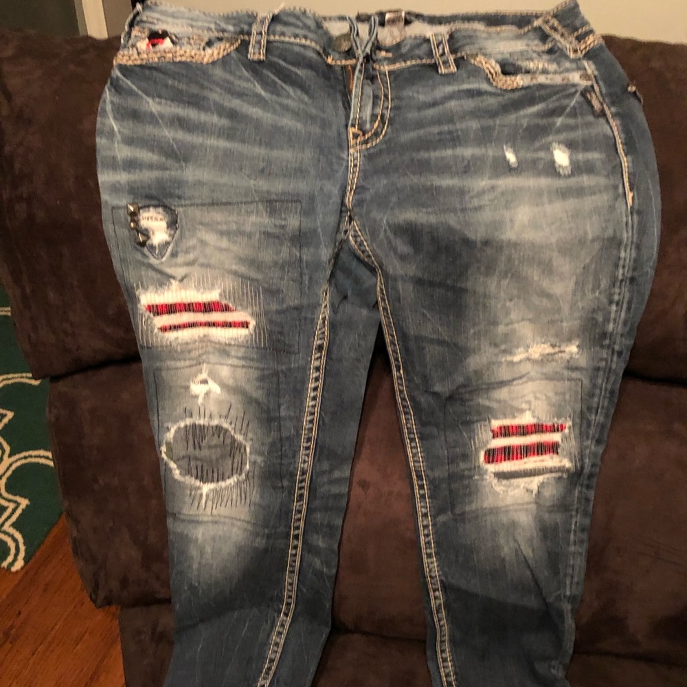 Silver Jeans Aiko Destructed and parched Jeggings